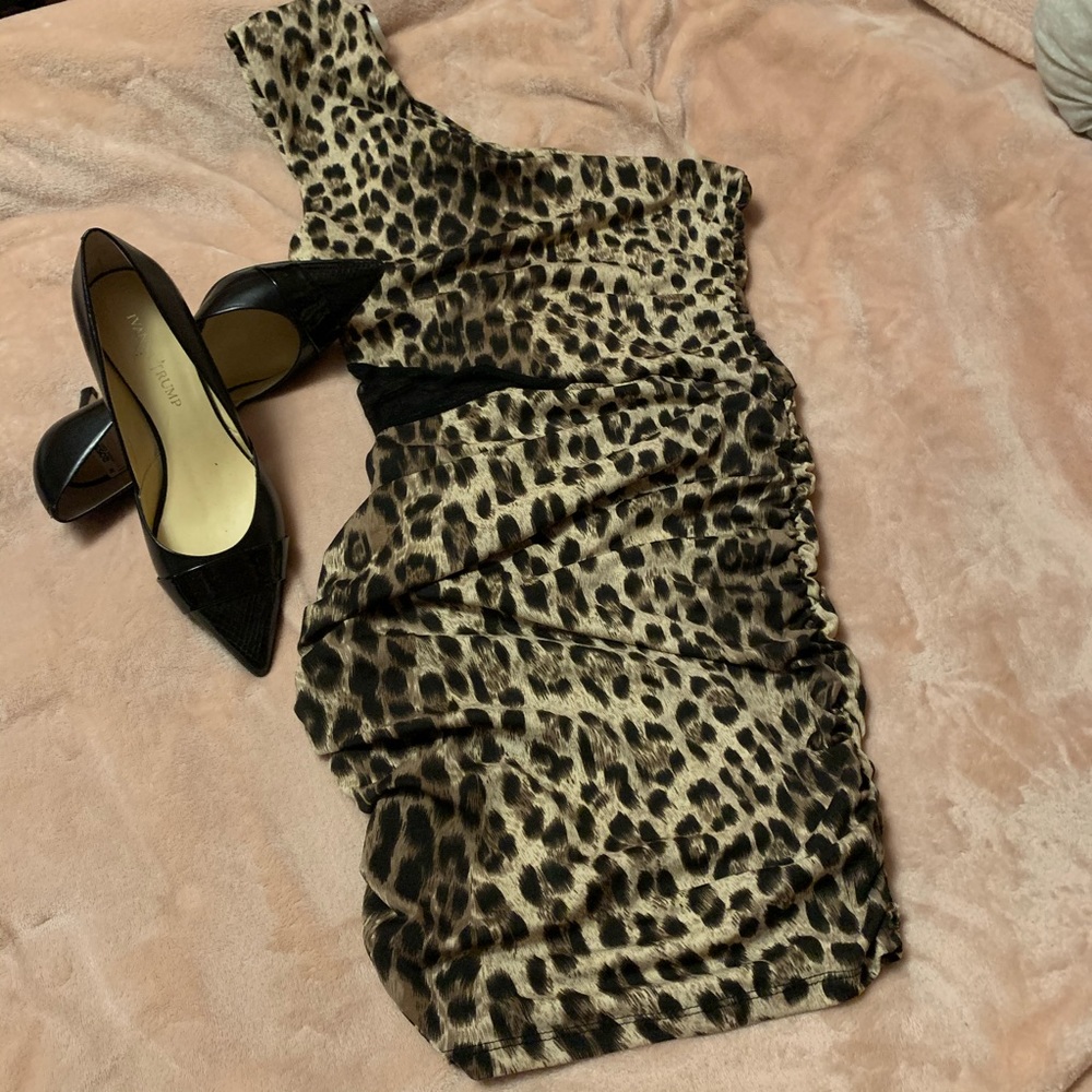Leopard Party Dress - Picture 2 of 5